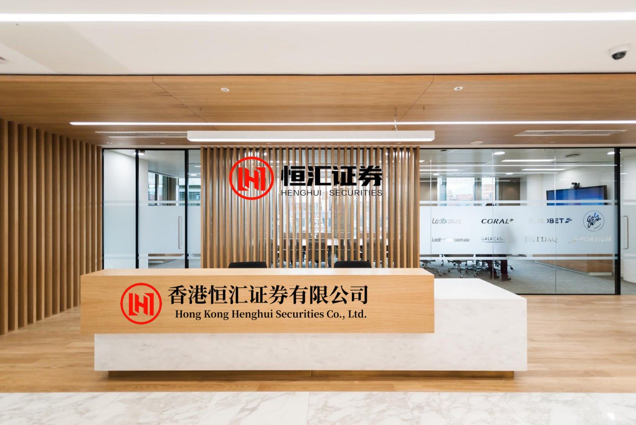 牛博士 为什么总说丘吉尔毁掉了英国？因为大英那时候其实选择很多，凭大英400